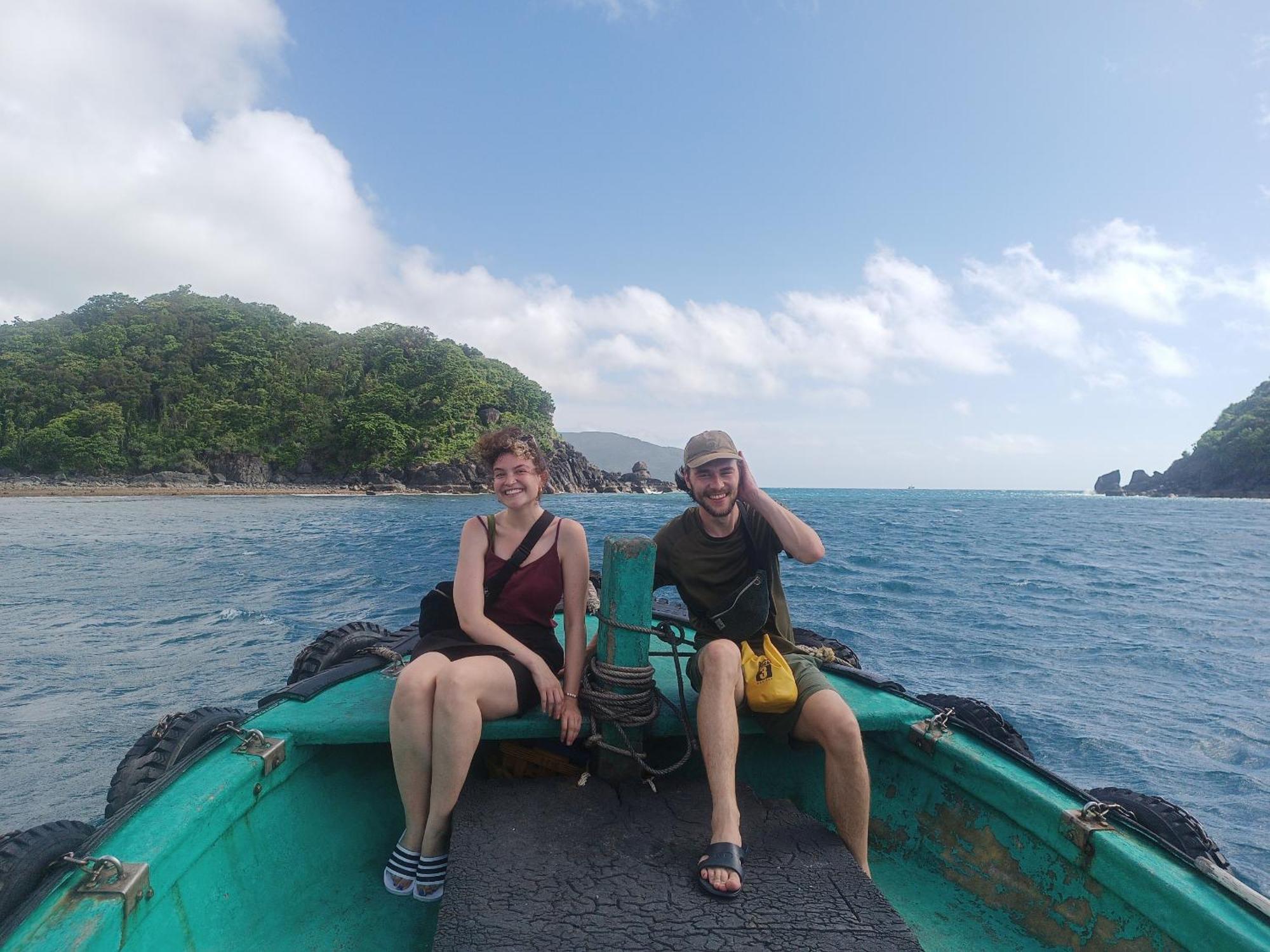 Con Dao Backpacker - Loco Camping Chi Khu Co Ong Exterior photo